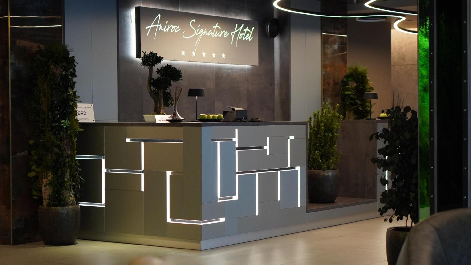 Aniroc Signature Hotel Арад Экстерьер фото